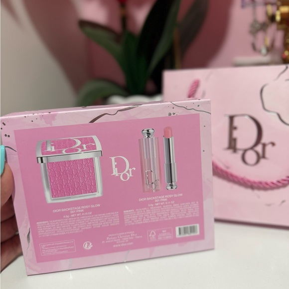 Dior Pink Cosmetic Collection - Picture 2 of 3
